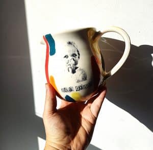 pichetdoigtdanslenez2