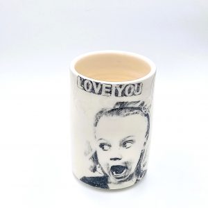 GRAND POT à USTENCILES SALES GOSSES LOVE YOU no 2 , noir et blanc